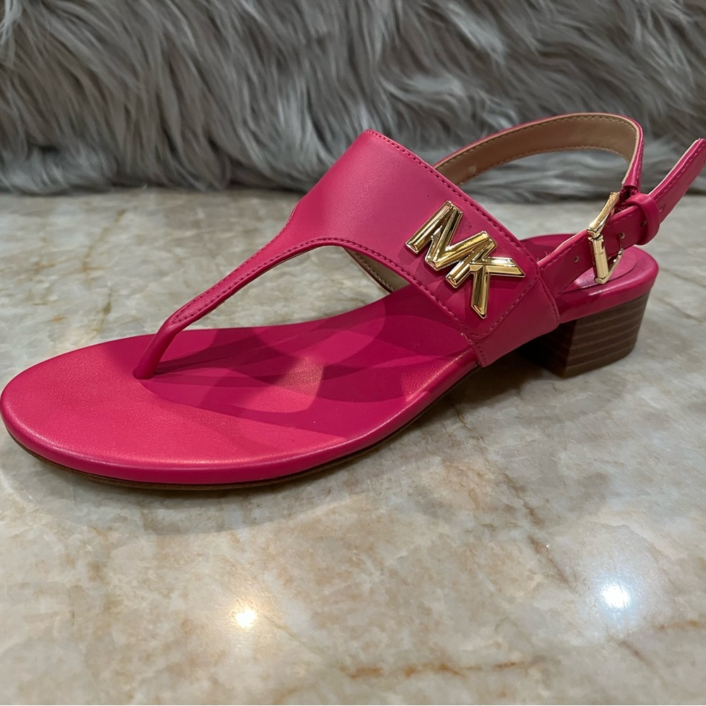 Michael Michael Kors Women’s Jilly T-Strap Dress Sandals. New